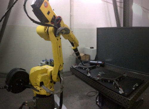 робот Fanuc роботизированный комплекс Fanuc