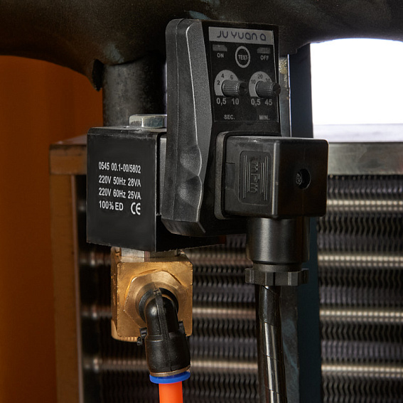 Осушитель сжатого воздуха рефрижераторного типа высокого давления ET RD 156-40 Осушитель сжатого воздуха рефрижераторного типа высокого давления ET RD 156-40