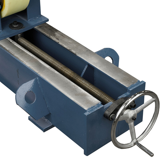 Роликовый вращатель грузоподъемностью 10 тонн с винтовой регулировкой расстояния между роликами Роликовый вращатель грузоподъемностью 10 тонн с винтовой регулировкой расстояния между роликами