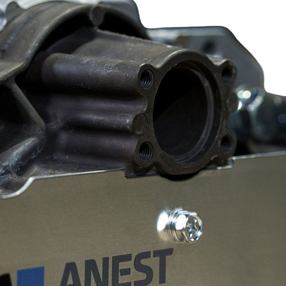 Спиральный блок ANEST IWATA SL-140EB 1.5/2.2 кВт, 8 бар Спиральный блок ANEST IWATA SL-140EB 1.5/2.2 кВт, 8 бар