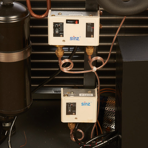 Осушитель сжатого воздуха рефрижераторного типа ET RD 780 Осушитель сжатого воздуха рефрижераторного типа ET RD 780