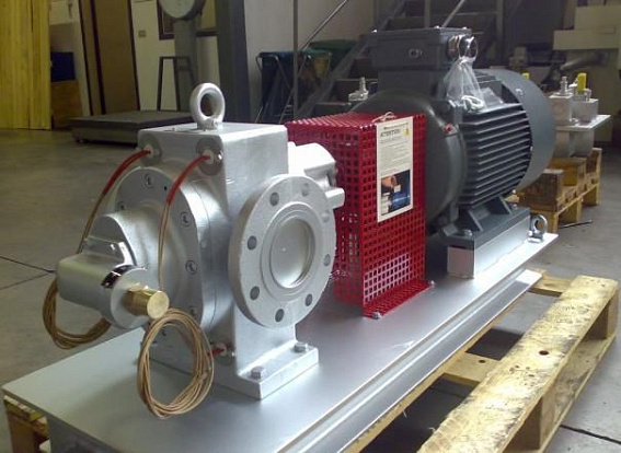 Насос шестеренчатый Fraccarolo - FA/60 - 18,5/700 300C° (FAM/60) Насос шестеренчатый Fraccarolo - FA/60 - 18,5/700 300C° (FAM/60)