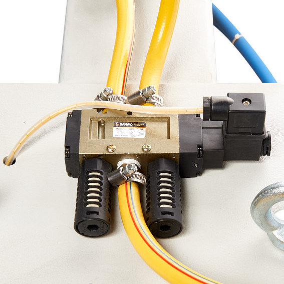 Машина контактной сварки HWASHI WL-SP-25K с линейным ходом 25 кВА Машина контактной сварки HWASHI WL-SP-25K с линейным ходом 25 кВА