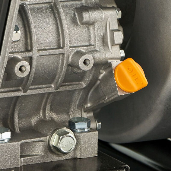 Дизельная мотопомпа для сильно-загрязненных вод Koshin KTY-50D Дизельная мотопомпа для сильно-загрязненных вод Koshin KTY-50D