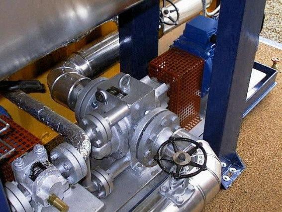 Насос шестеренчатый Fraccarolo - FA/24 - 5,5/1500 300C° (FAM/24) Насос шестеренчатый Fraccarolo - FA/24 - 5,5/1500 300C° (FAM/24)