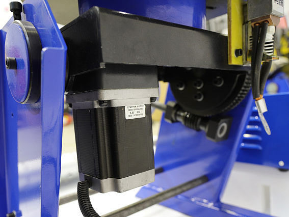 Позиционер с поворотным столом BW1-1-CNC на 100 кг с контроллером ЧПУ Позиционер с поворотным столом BW1-1-CNC на 100 кг с контроллером ЧПУ