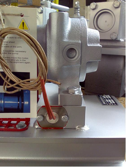 Насос шестеренчатый Fraccarolo - FA/1 - 0,75/1500 300C° (FAM/1) Насос шестеренчатый Fraccarolo - FA/1 - 0,75/1500 300C° (FAM/1)