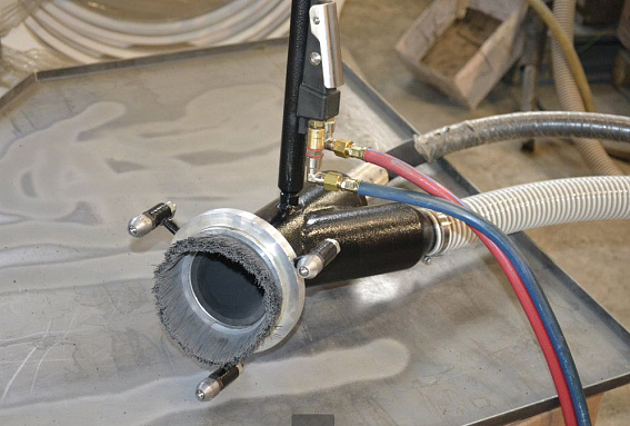 Беспылевая пескоструйная установка BLASTVAC 5500 Беспылевая пескоструйная установка BLASTVAC 5500