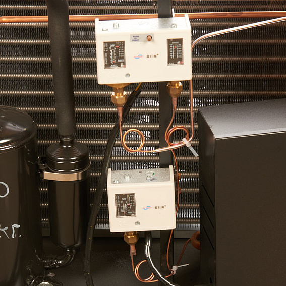 Осушитель сжатого воздуха рефрижераторного типа ET RD 390 Осушитель сжатого воздуха рефрижераторного типа ET RD 390