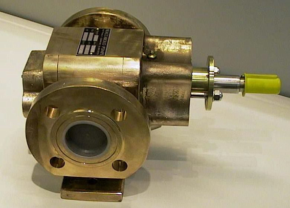 Насос шестеренчатый Fraccarolo - FA/5 - 2,2/1500 300C° (FAM/5) Насос шестеренчатый Fraccarolo - FA/5 - 2,2/1500 300C° (FAM/5)