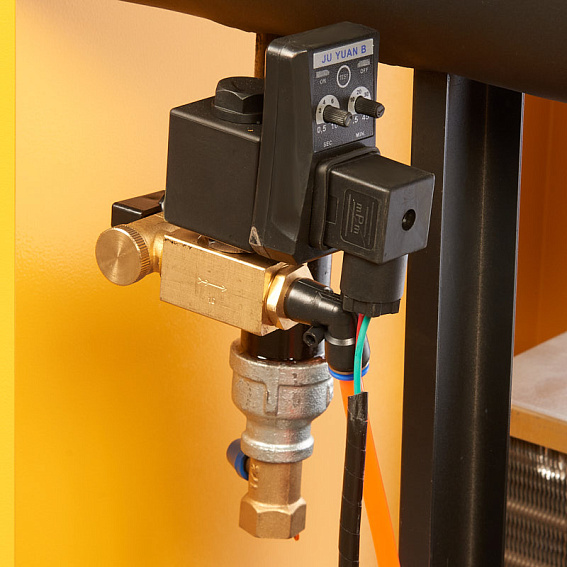 Осушитель сжатого воздуха рефрижераторного типа ET RD 390 Осушитель сжатого воздуха рефрижераторного типа ET RD 390