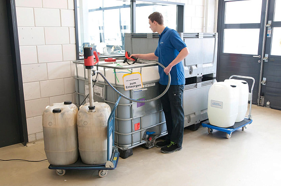 Бочковые насосы FLUX - Серии F/FP 424 без уплотнения вала Бочковые насосы FLUX - Серии F/FP 424 без уплотнения вала