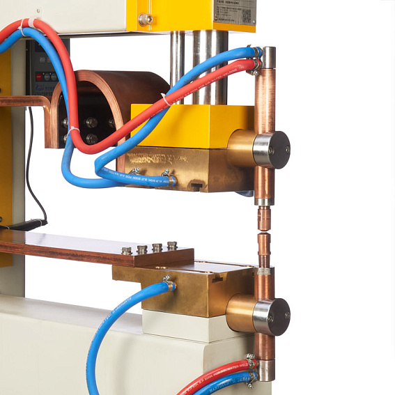 Машина контактной сварки HWASHI WL-SP-25K с линейным ходом 25 кВА Машина контактной сварки HWASHI WL-SP-25K с линейным ходом 25 кВА